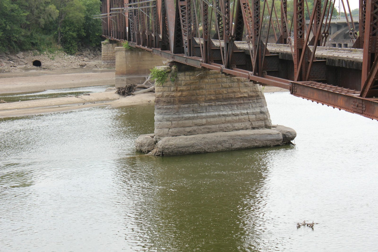 East pier